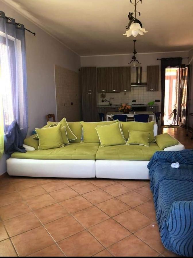 Appartamento In Villa Splendente 卡斯泰拉马莱 外观 照片